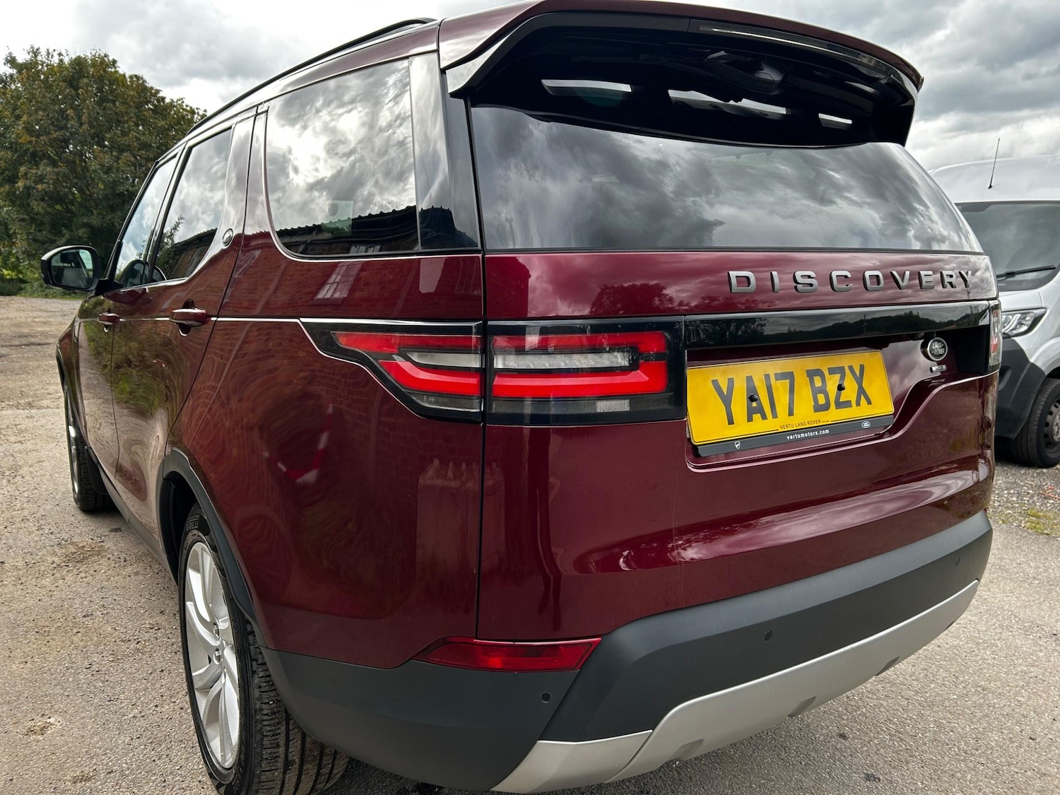 Used Land Rover Discovery 2017 for sale - 76798670: Photo 9