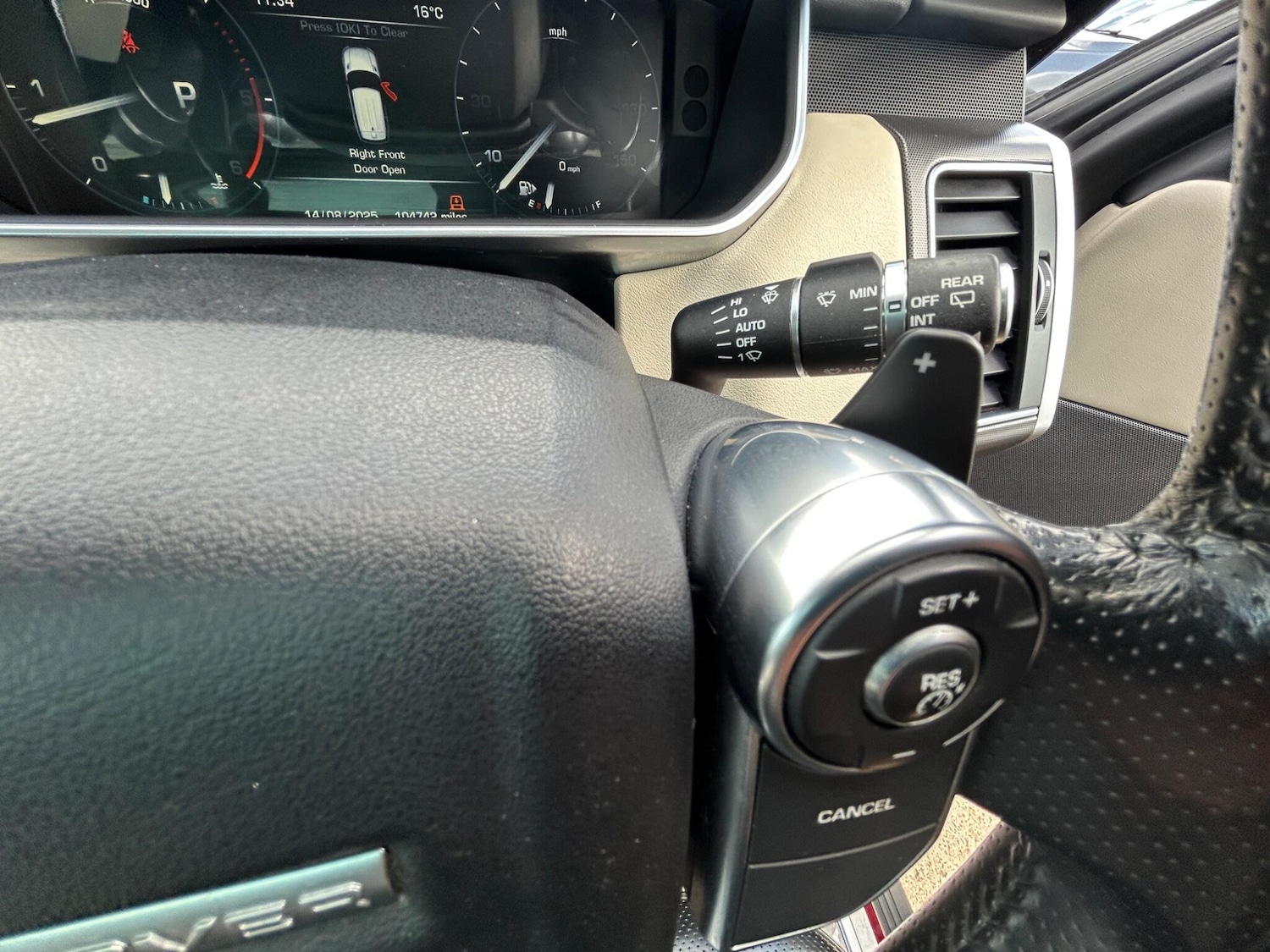 Used Land Rover Range Rover Sport 2016 for sale - 75361329: Photo 13