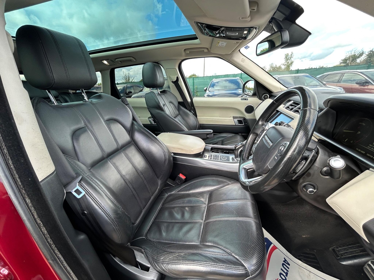 Used Land Rover Range Rover Sport 2016 for sale - 75361329: Photo 2