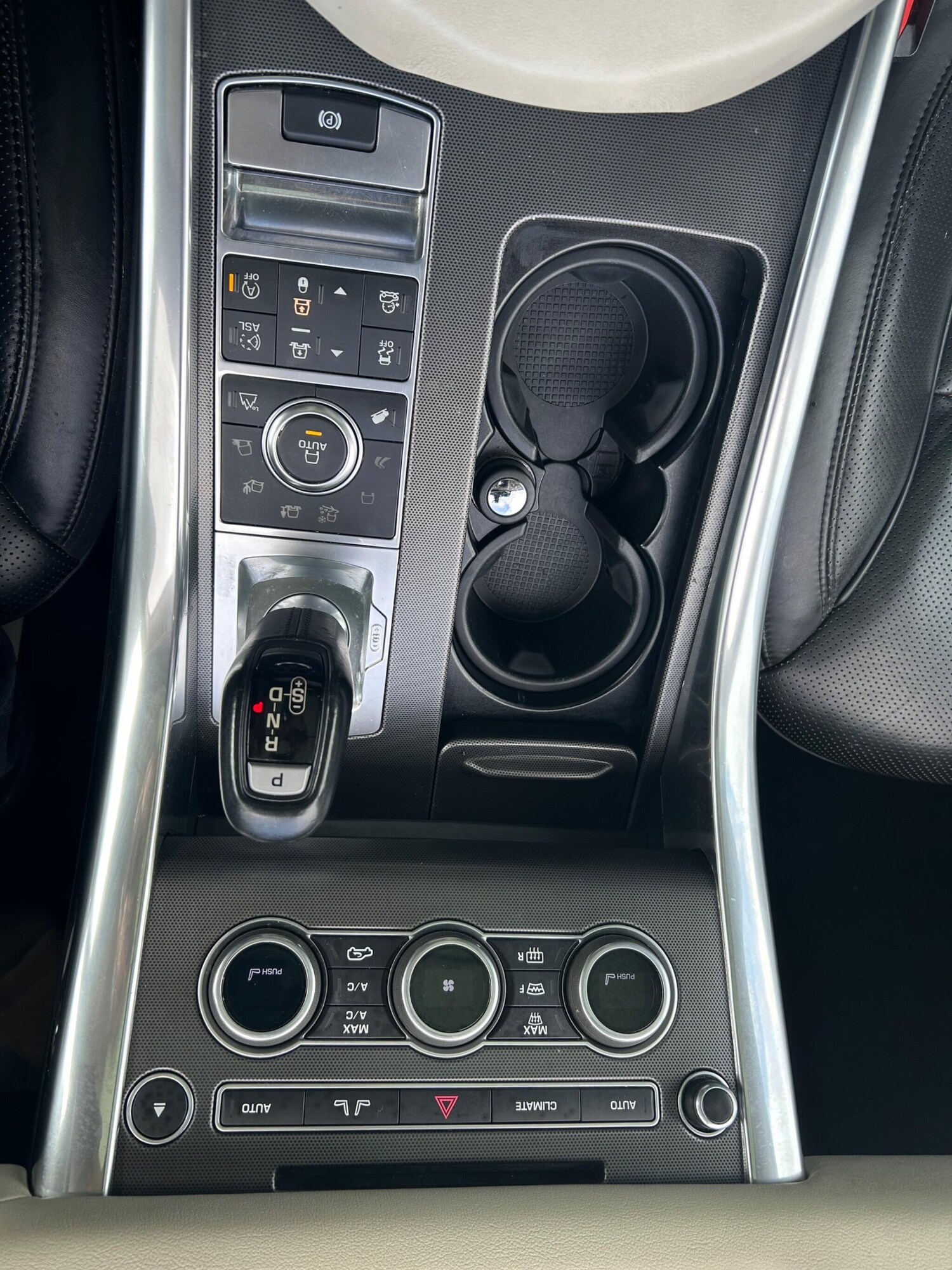 Used Land Rover Range Rover Sport 2016 for sale - 75361329: Photo 37