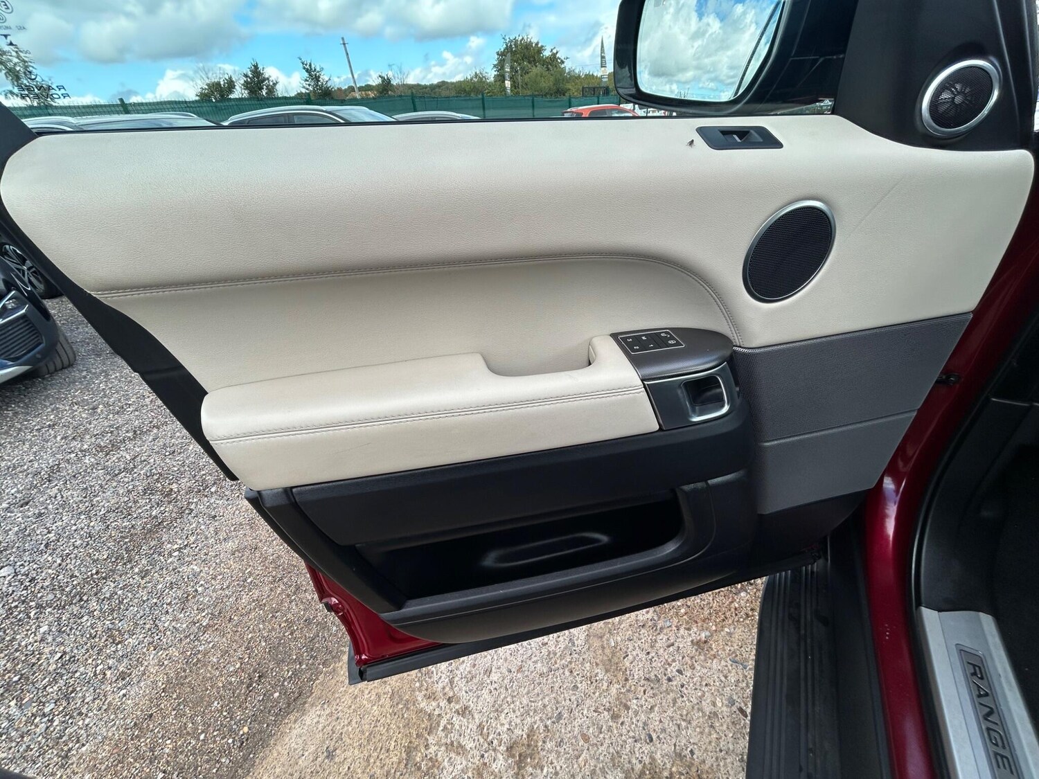 Used Land Rover Range Rover Sport 2016 for sale - 75361329: Photo 40