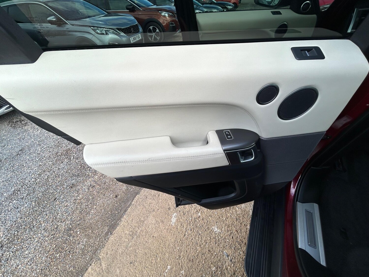 Used Land Rover Range Rover Sport 2016 for sale - 75361329: Photo 42