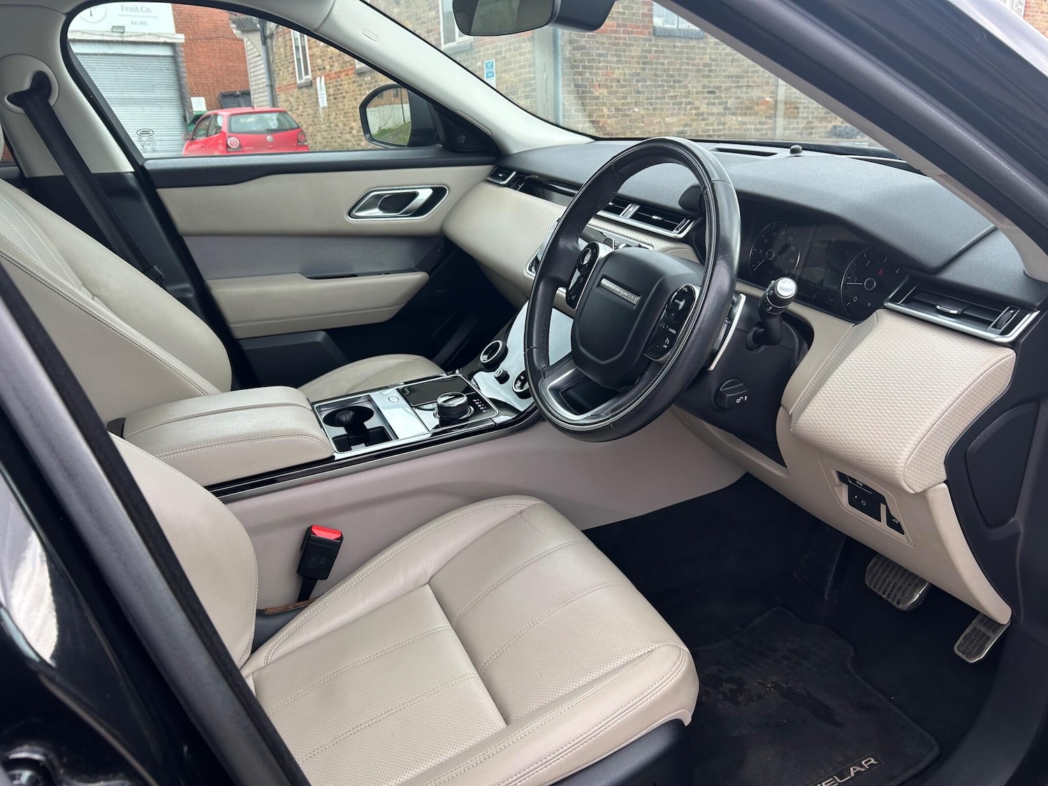 Used Land Rover Range Rover Velar 2017 for sale - 77676534: Photo 10