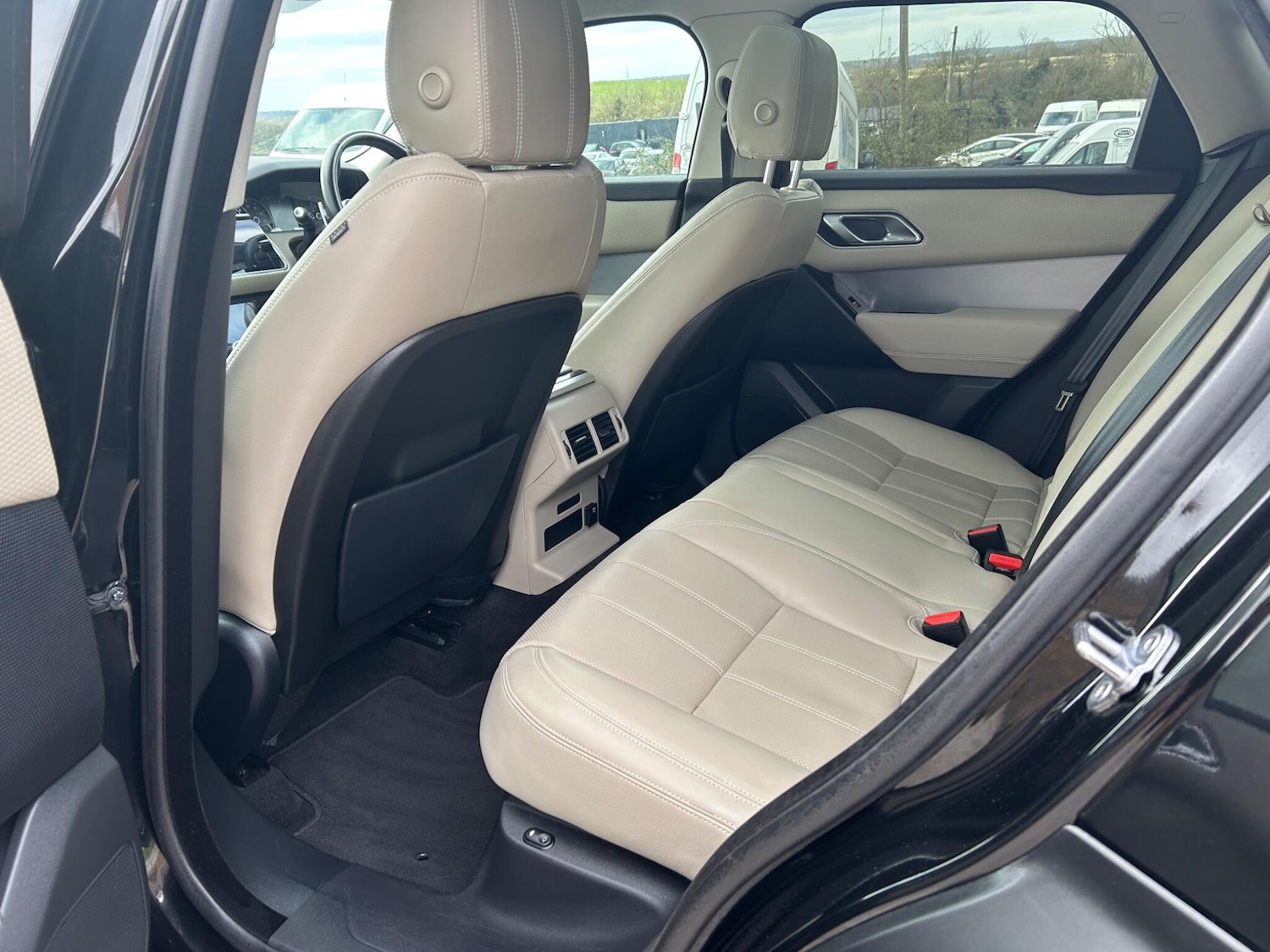 Used Land Rover Range Rover Velar 2017 for sale - 77676534: Photo 13