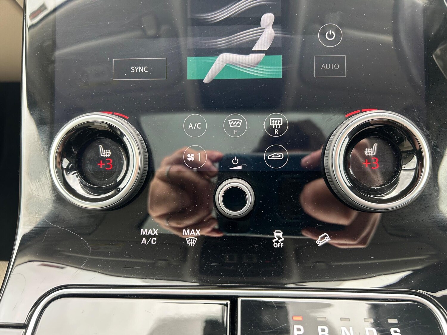 Used Land Rover Range Rover Velar 2017 for sale - 77676534: Photo 35