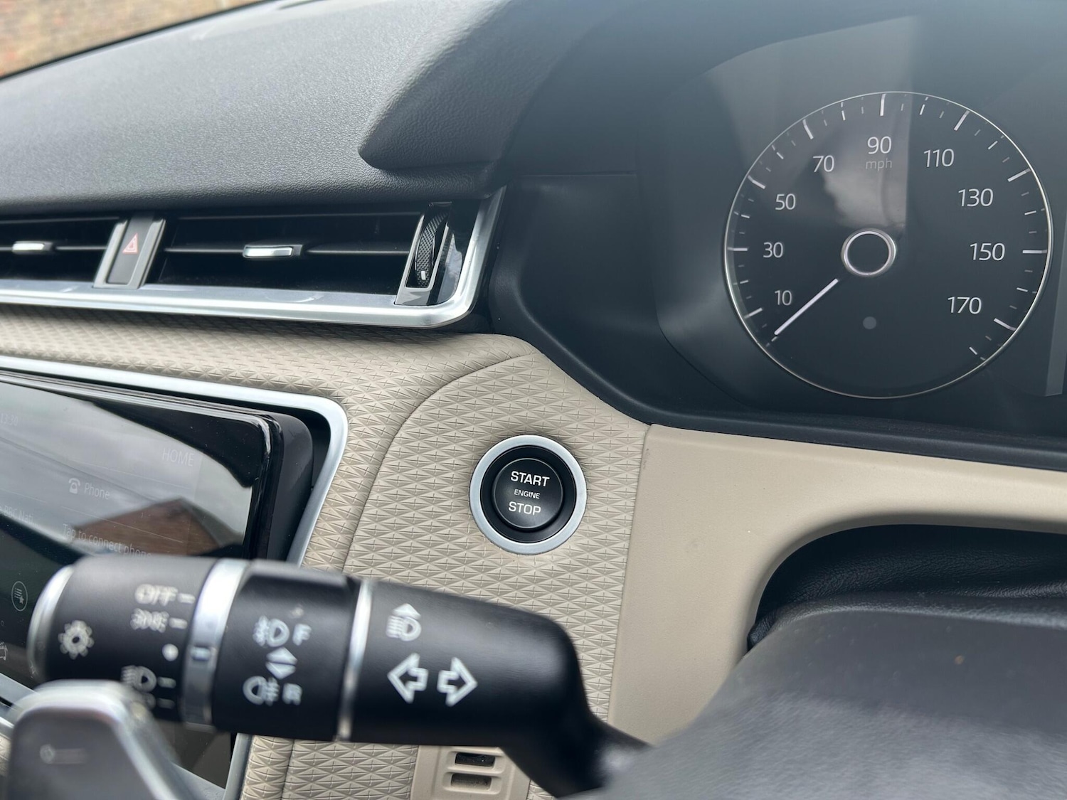 Used Land Rover Range Rover Velar 2017 for sale - 77676534: Photo 52