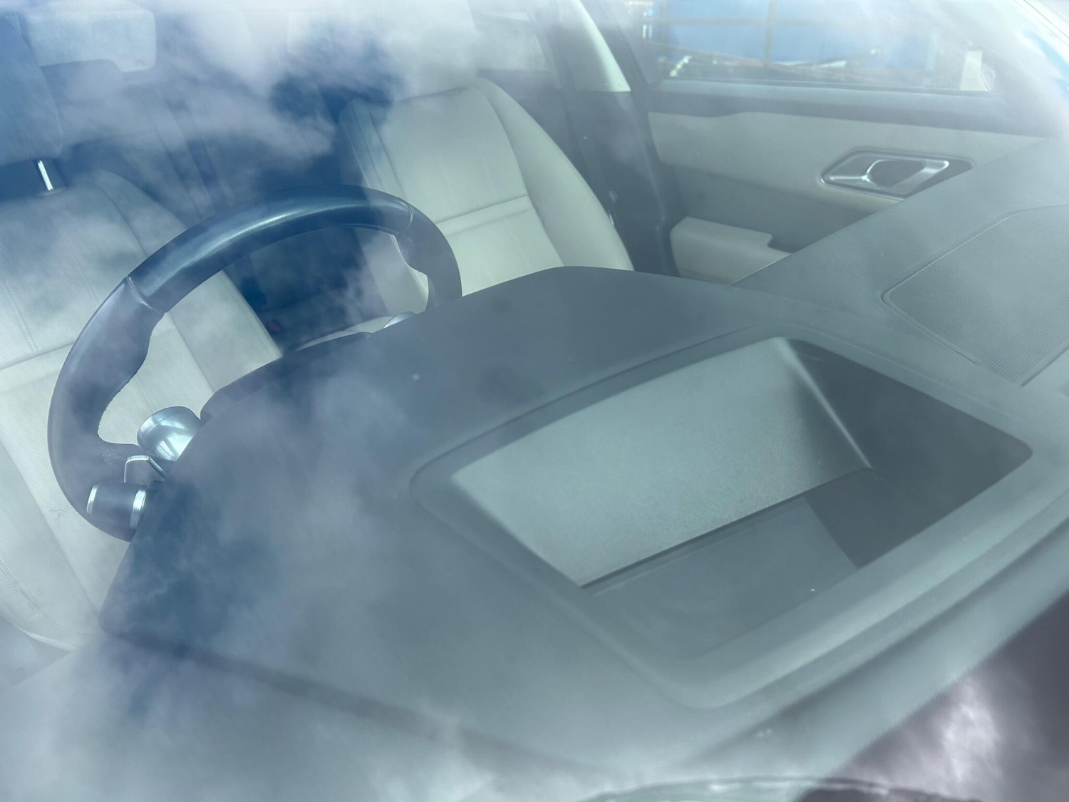 Used Land Rover Range Rover Velar 2017 for sale - 77676534: Photo 53