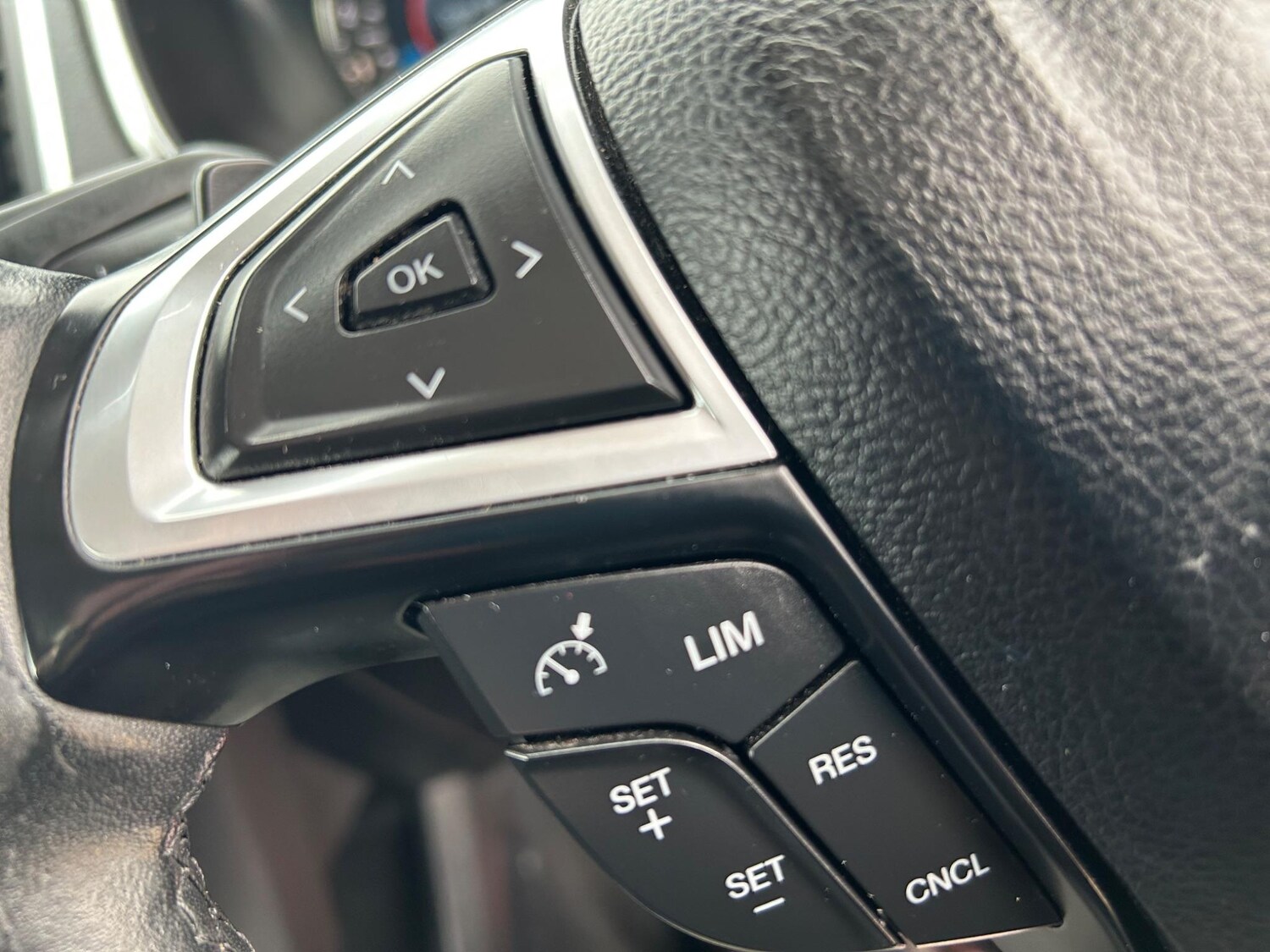 Used Ford Galaxy 2017 for sale - 76581274: Photo 33