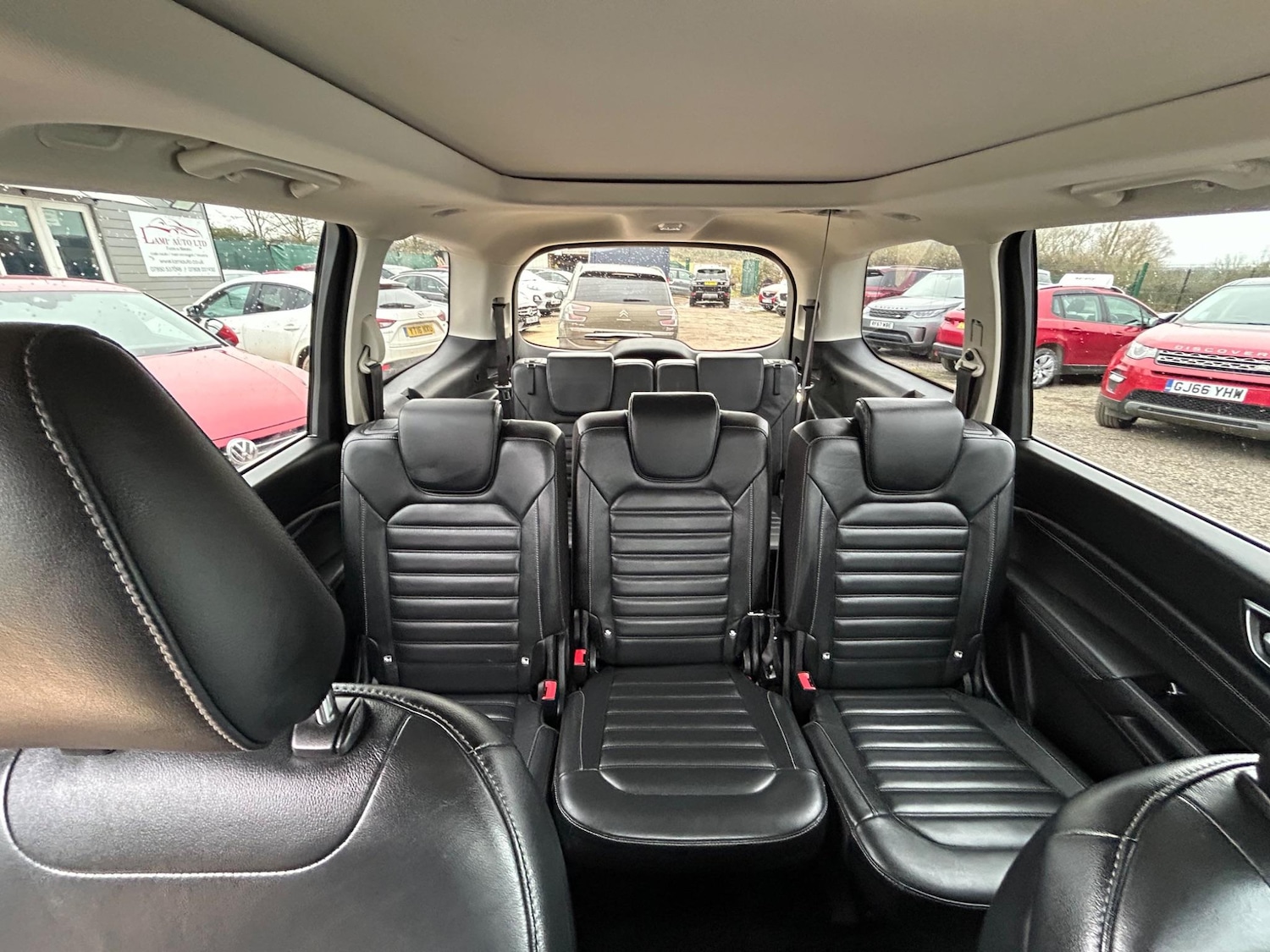 Used Ford Galaxy 2017 for sale - 76581274: Photo 46