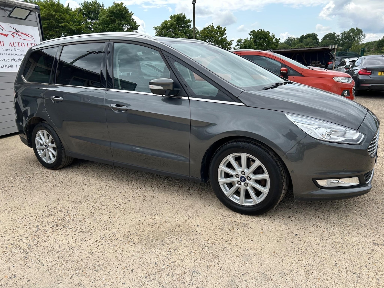 Used Ford Galaxy 2017 for sale - 76581274: Photo 58