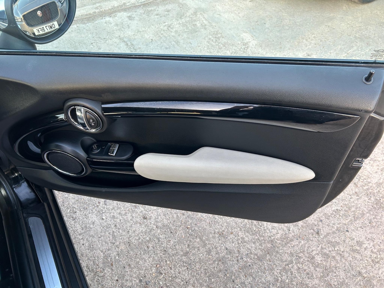 Vehicle 27