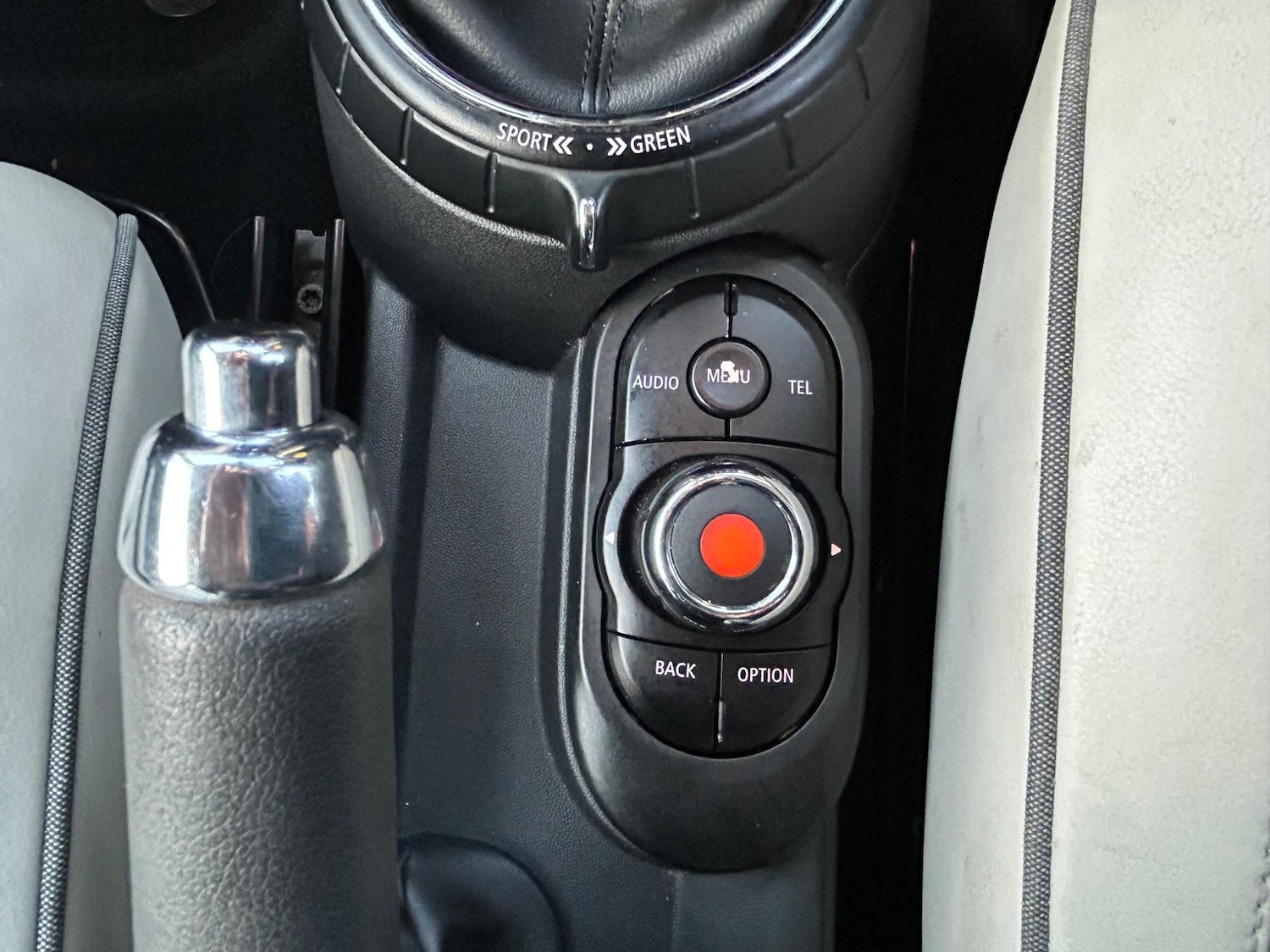 Vehicle 29