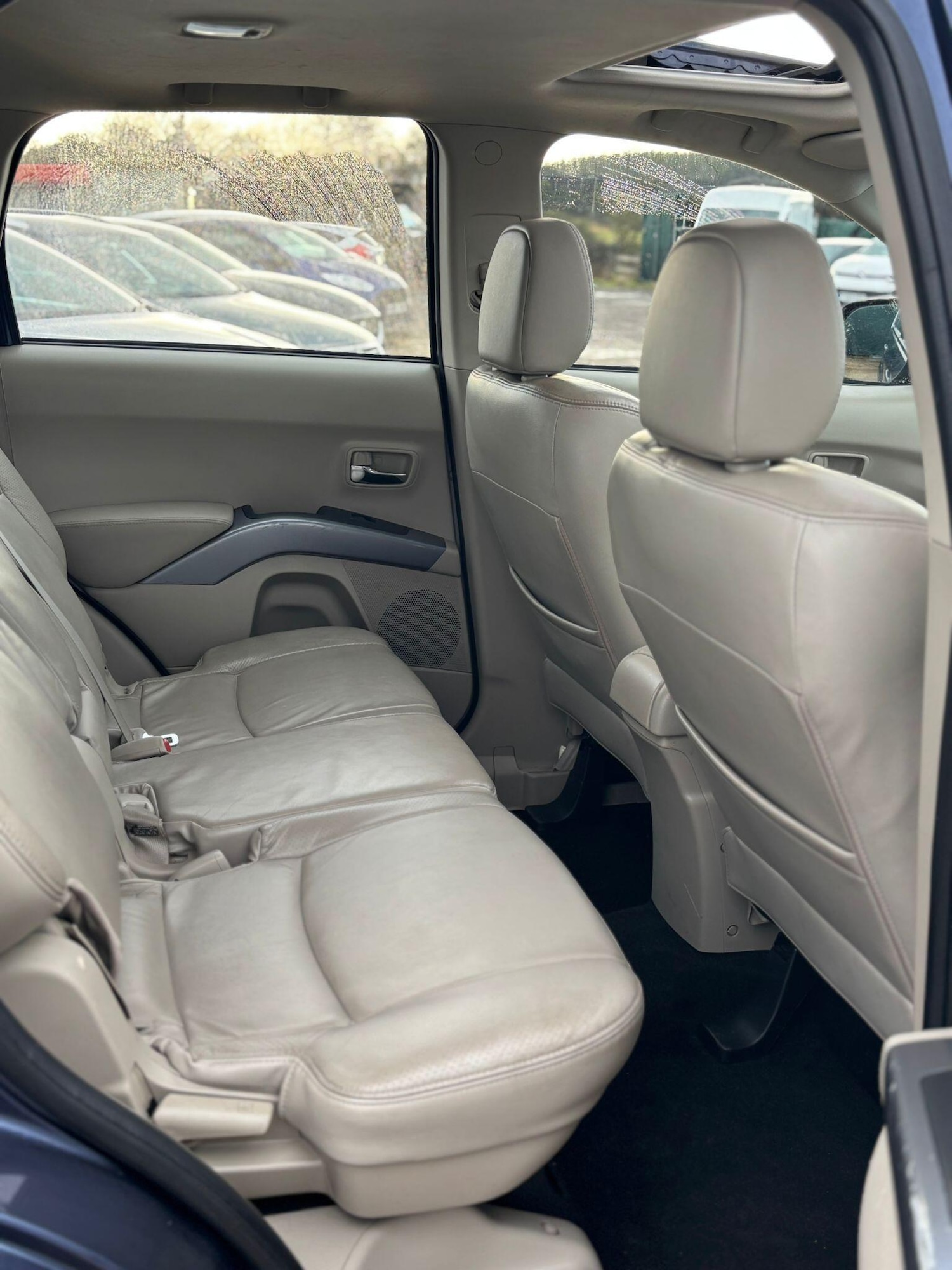 Used Mitsubishi Outlander 2007 for sale - 77236226: Photo 10