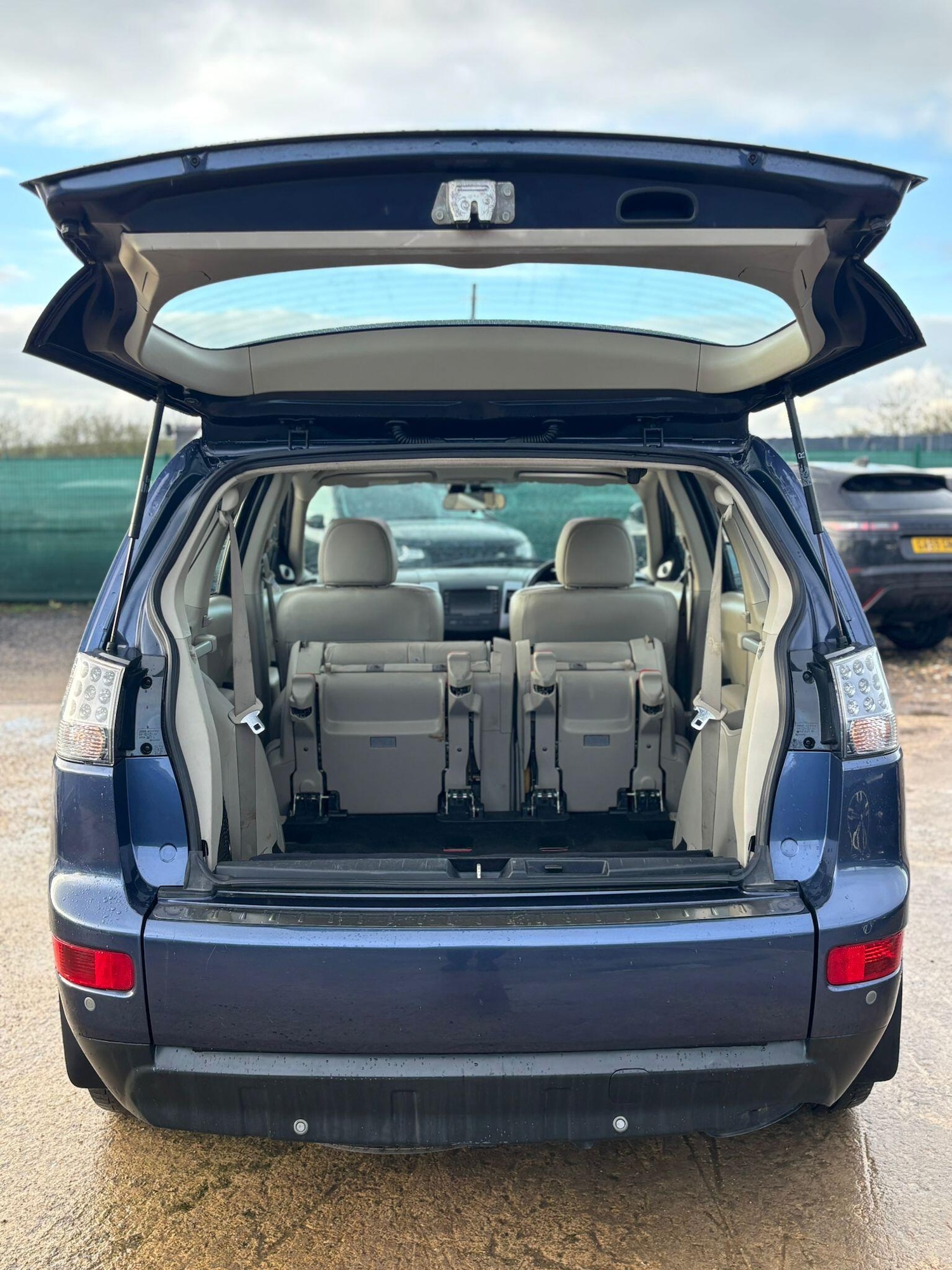 Used Mitsubishi Outlander 2007 for sale - 77236226: Photo 27