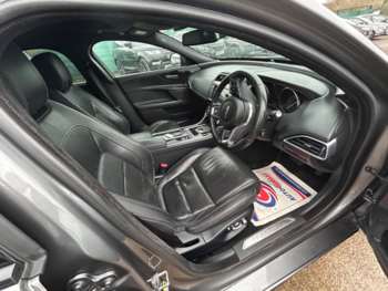 Used Jaguar XE 2017 for sale - 73198870: Photo