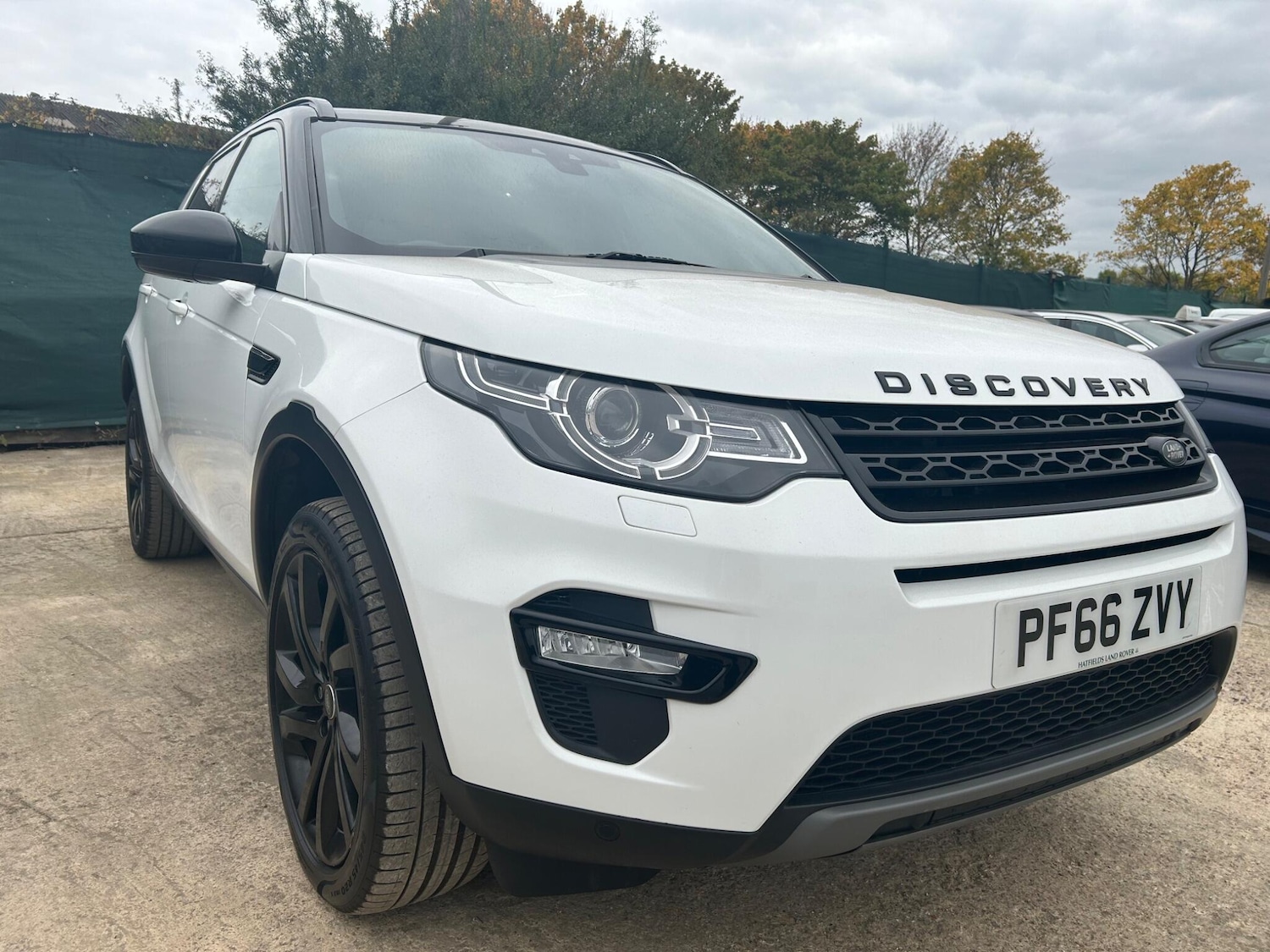 Used Land Rover Discovery Sport 2016 for sale - 76292864: Photo 1