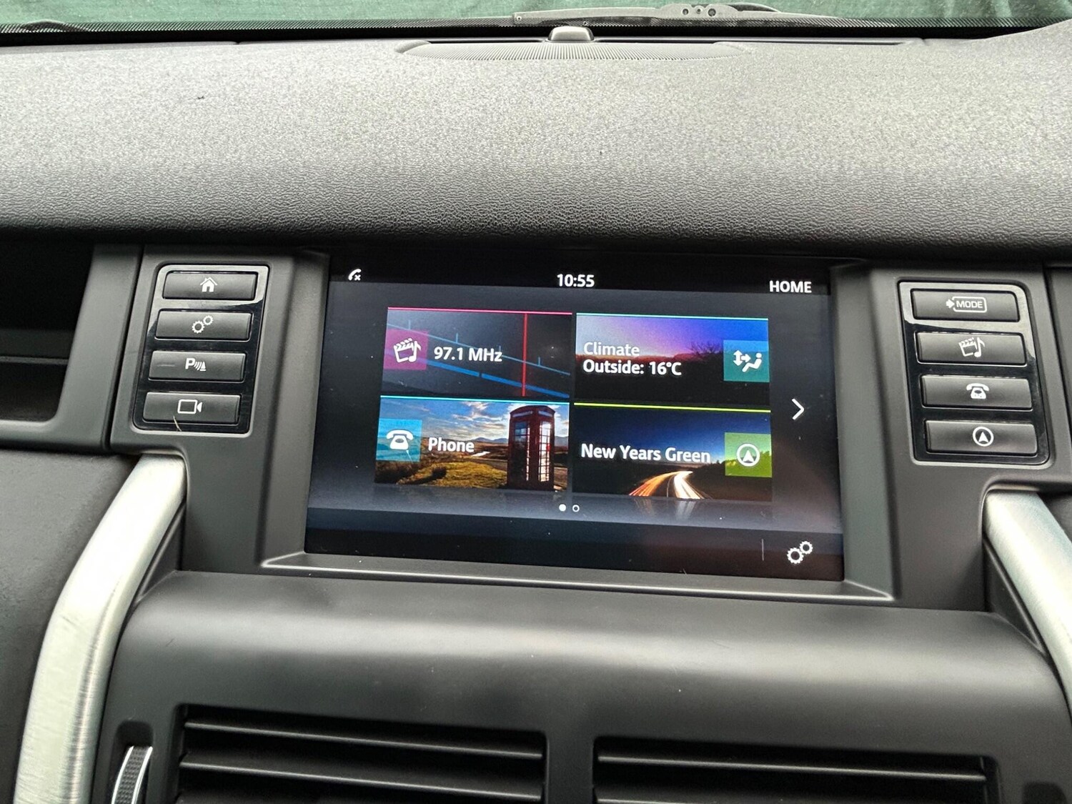 Used Land Rover Discovery Sport 2016 for sale - 76292864: Photo 15