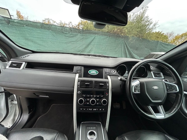 Used Land Rover Discovery Sport 2016 for sale - 76292864: Photo 17