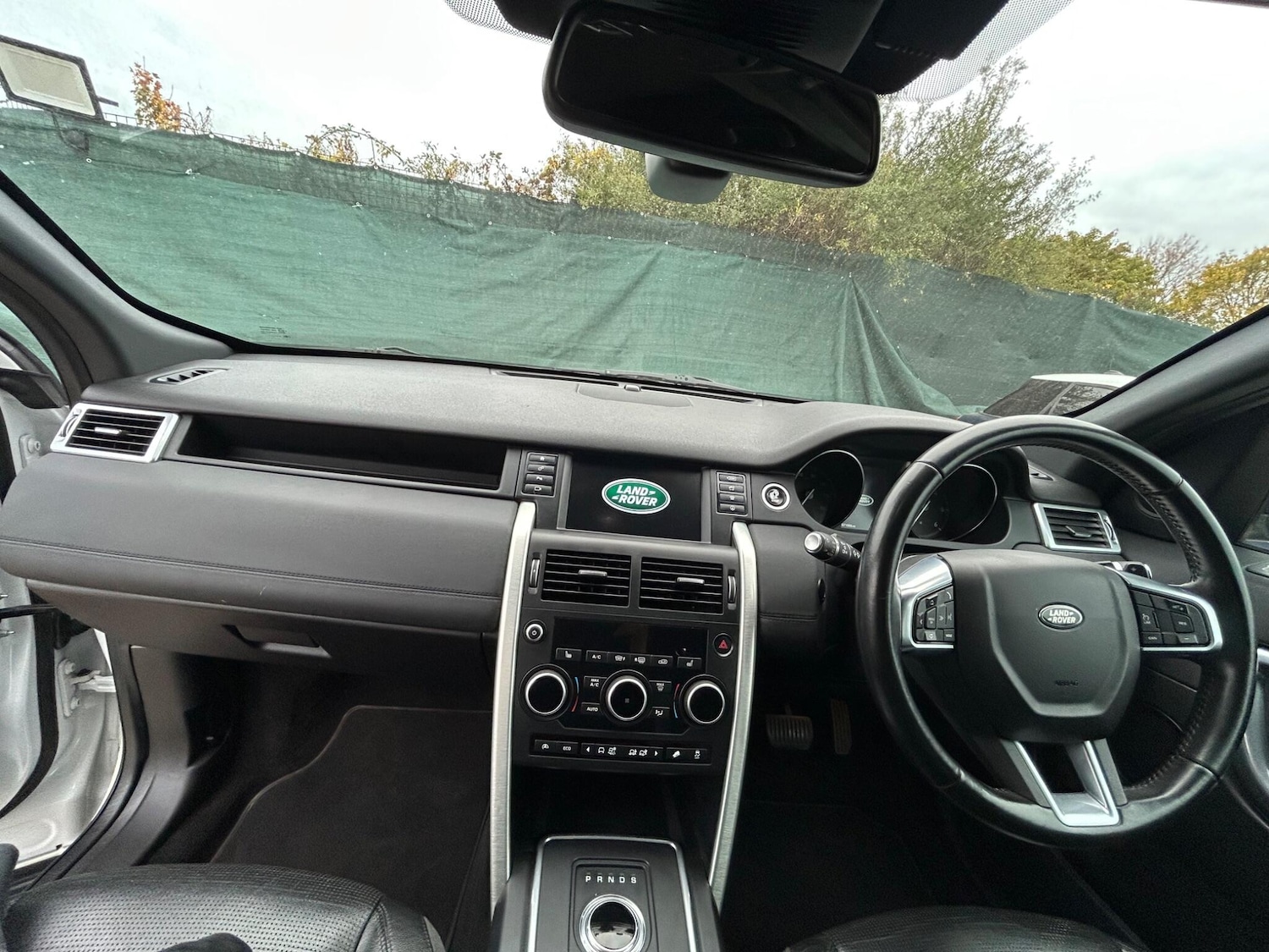 Used Land Rover Discovery Sport 2016 for sale - 76292864: Photo 23