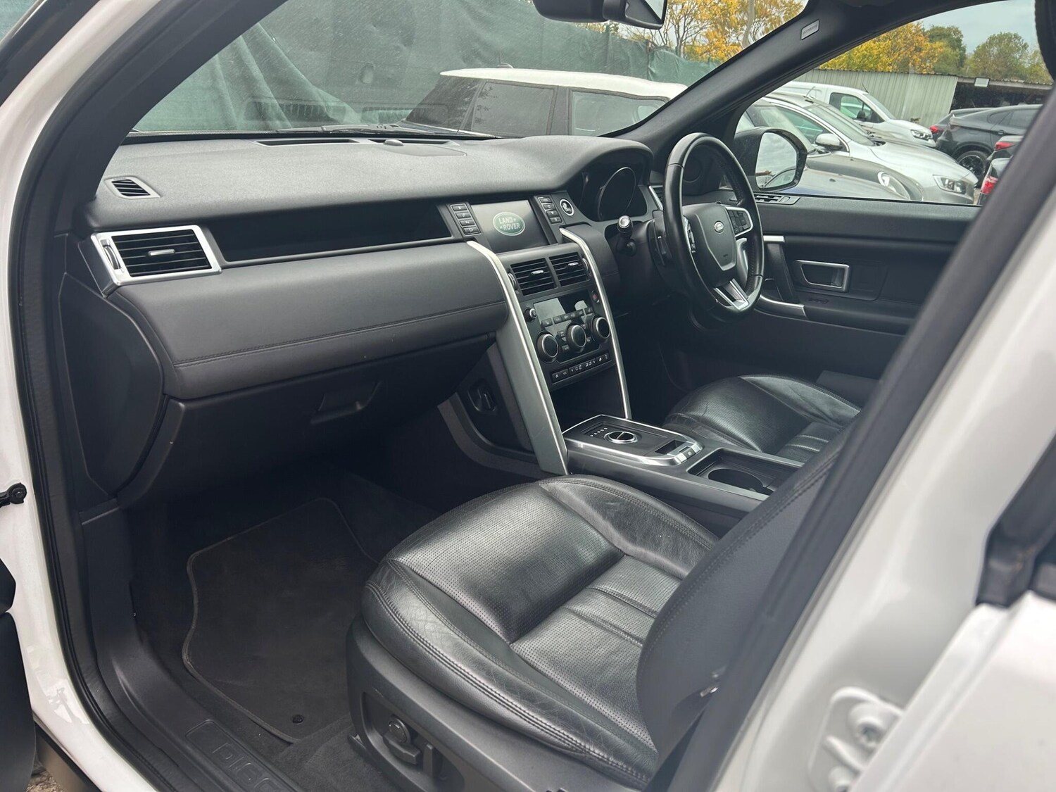 Used Land Rover Discovery Sport 2016 for sale - 76292864: Photo 24