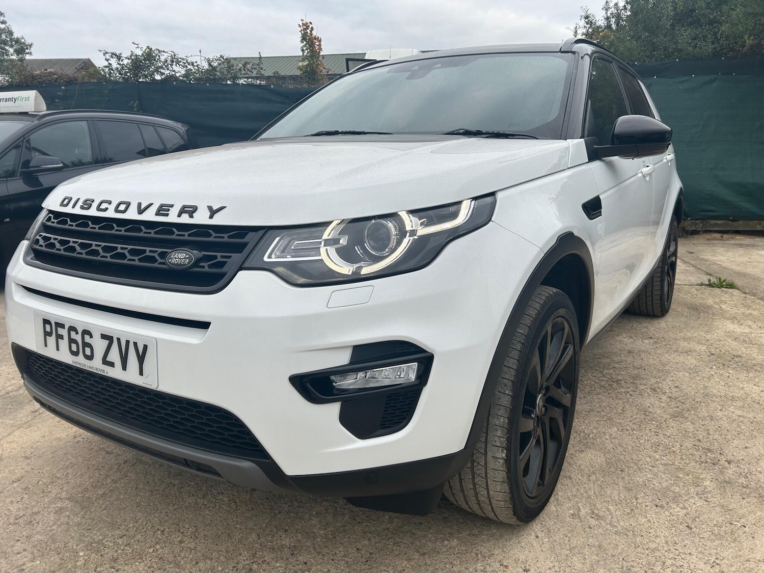 Used Land Rover Discovery Sport 2016 for sale - 76292864: Photo 3