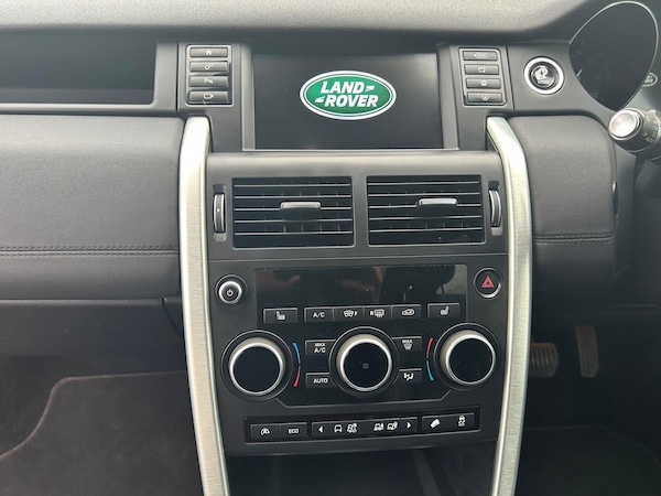 Used Land Rover Discovery Sport 2016 for sale - 76292864: Photo 31