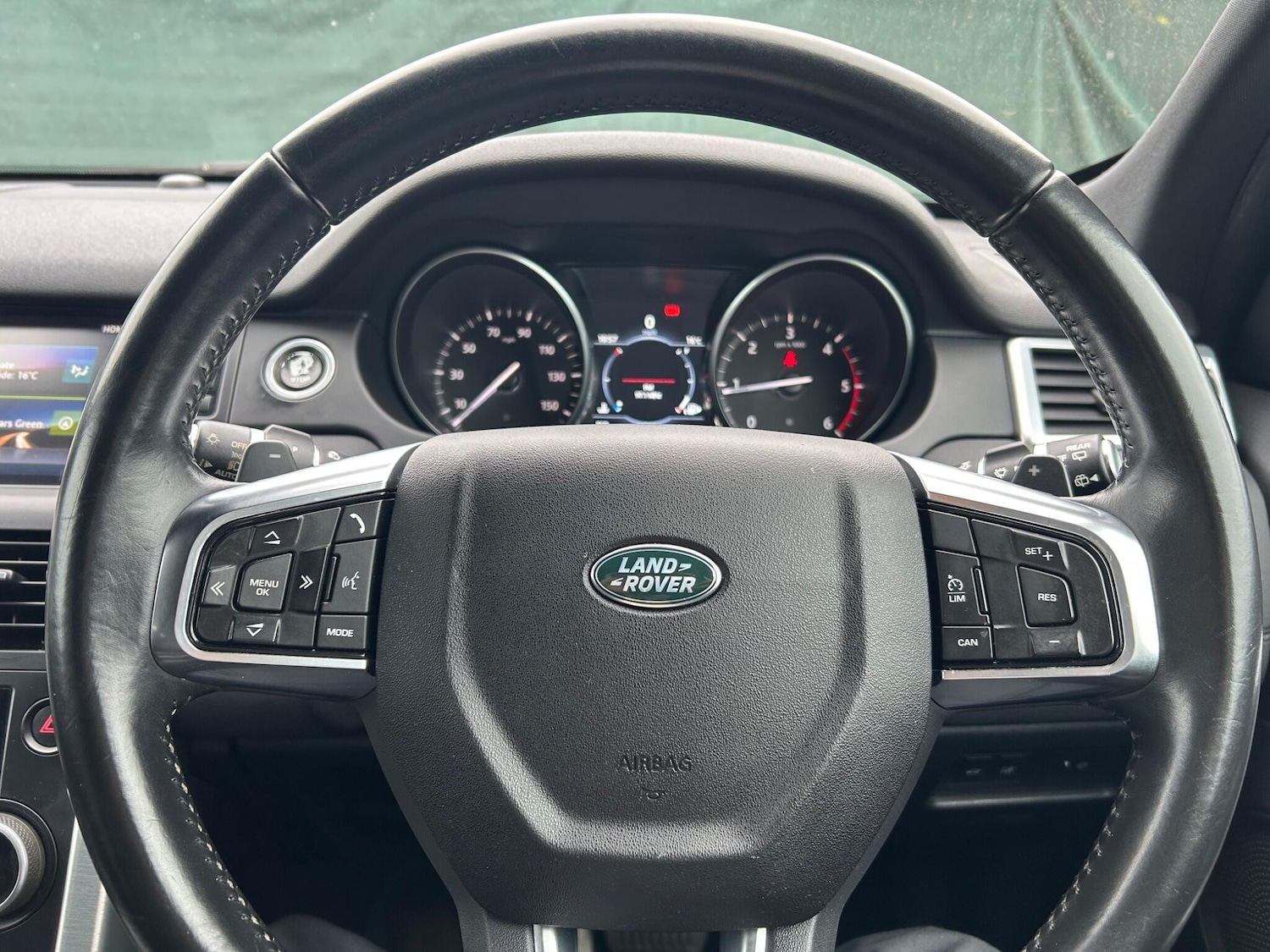 Used Land Rover Discovery Sport 2016 for sale - 76292864: Photo 9