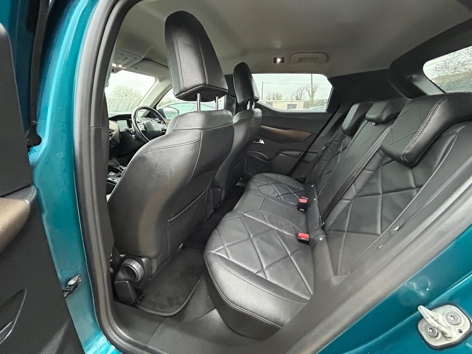 Used DS Automobiles DS 3 Crossback 2019 for sale - 76750856: Photo 29