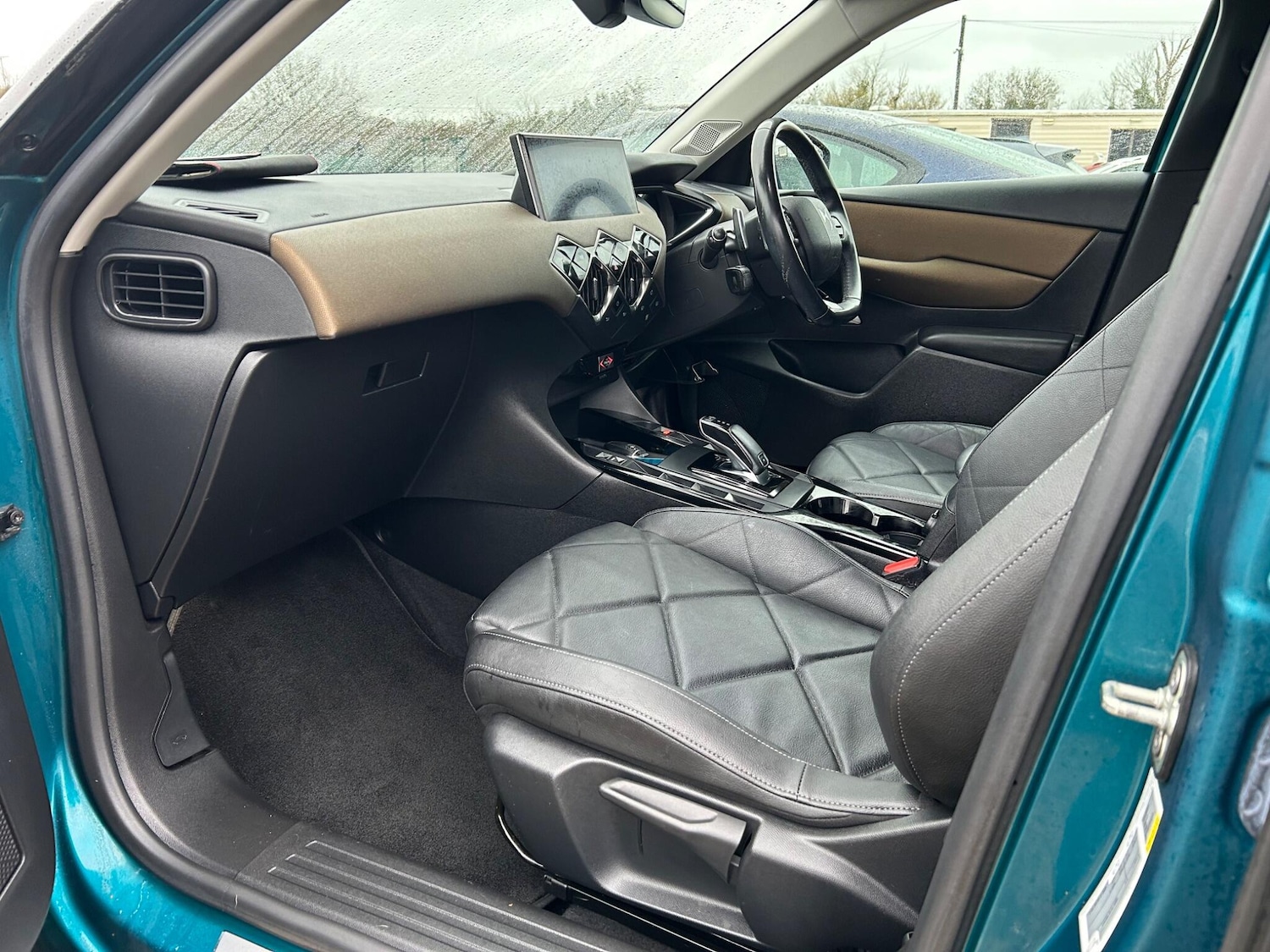 Used DS Automobiles DS 3 Crossback 2019 for sale - 76750856: Photo 39