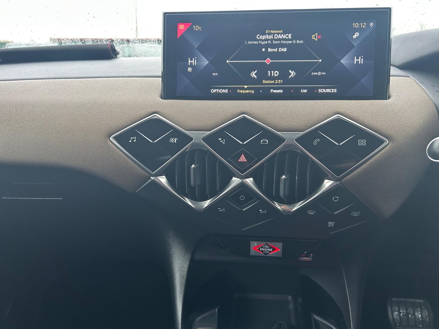 Used DS Automobiles DS 3 Crossback 2019 for sale - 76750856: Photo 8