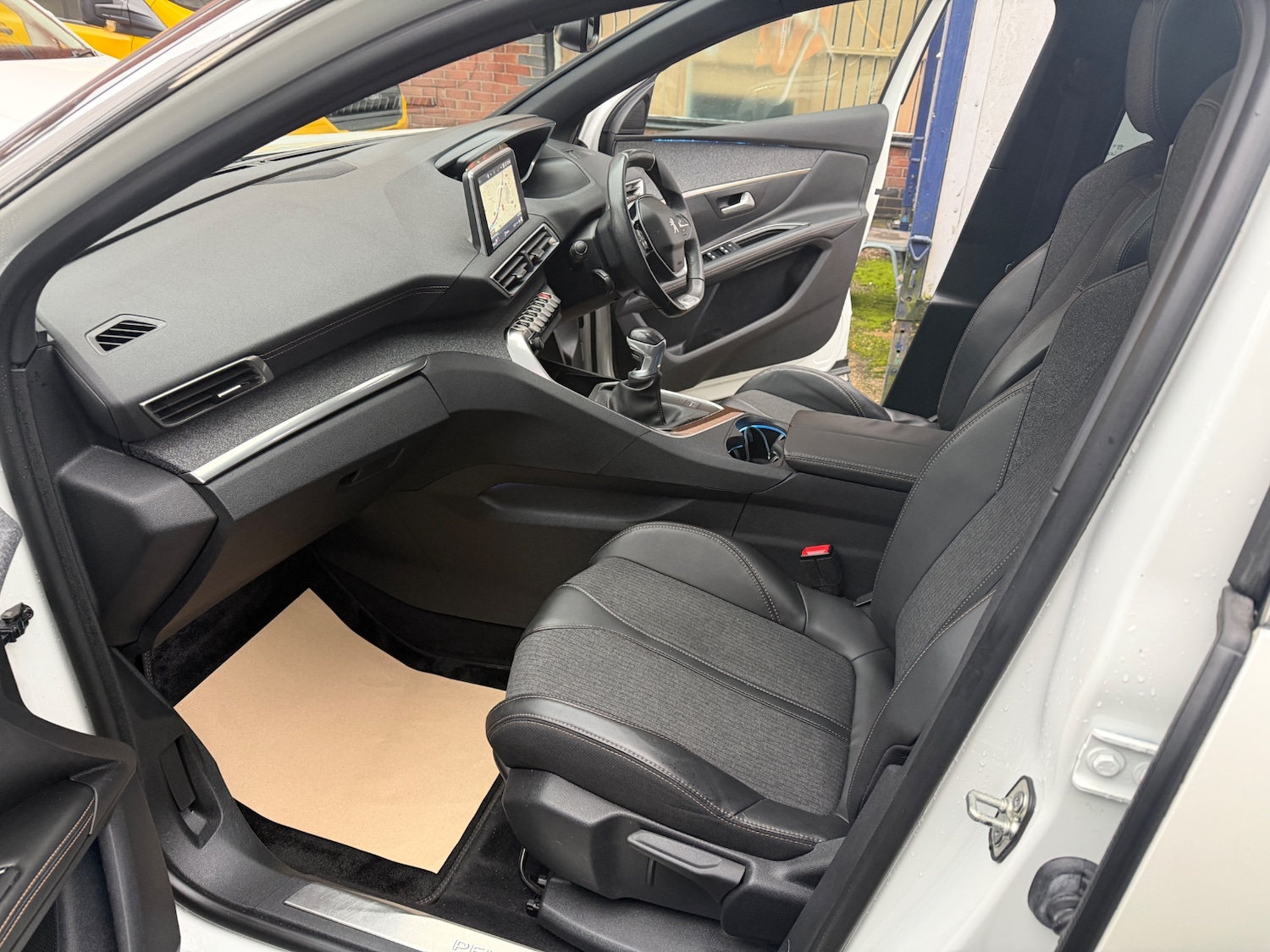 Used Peugeot 3008 2017 for sale - 76720351: Photo 12