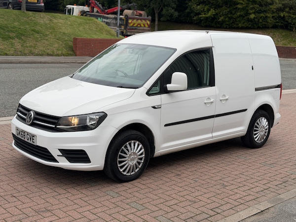 Used Volkswagen Caddy 2018 for sale - 76115573: Photo 1