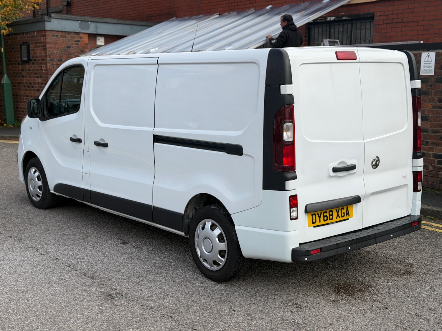 Used Vauxhall Vivaro 2018 for sale - 76208706: Photo 4