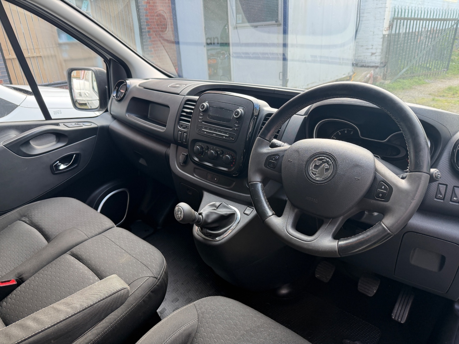 Used Vauxhall Vivaro 2018 for sale - 76208706: Photo 8