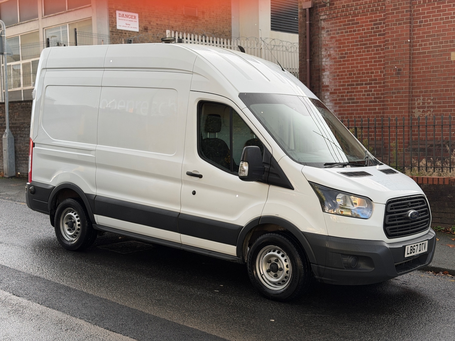 Used Ford Transit 2018 for sale - 76366652: Photo 1