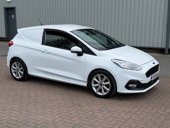 Used Ford Fiesta Van 2019 for sale - 78410304: Photo