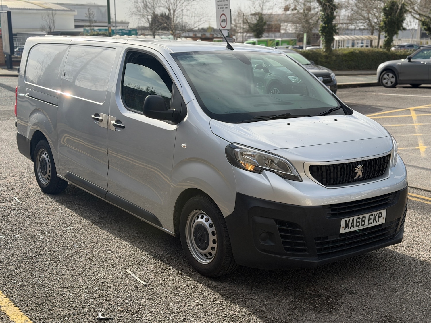Used Peugeot Expert 2018 for sale - 78053030: Photo 2