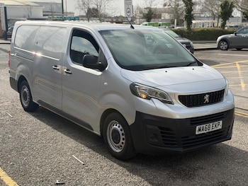 Used Peugeot Expert 2018 for sale - 78053030: Photo
