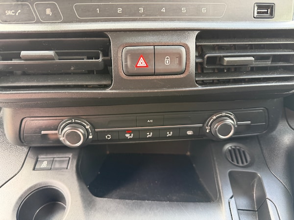 Used Vauxhall Combo 2021 for sale - 76064683: Photo 10