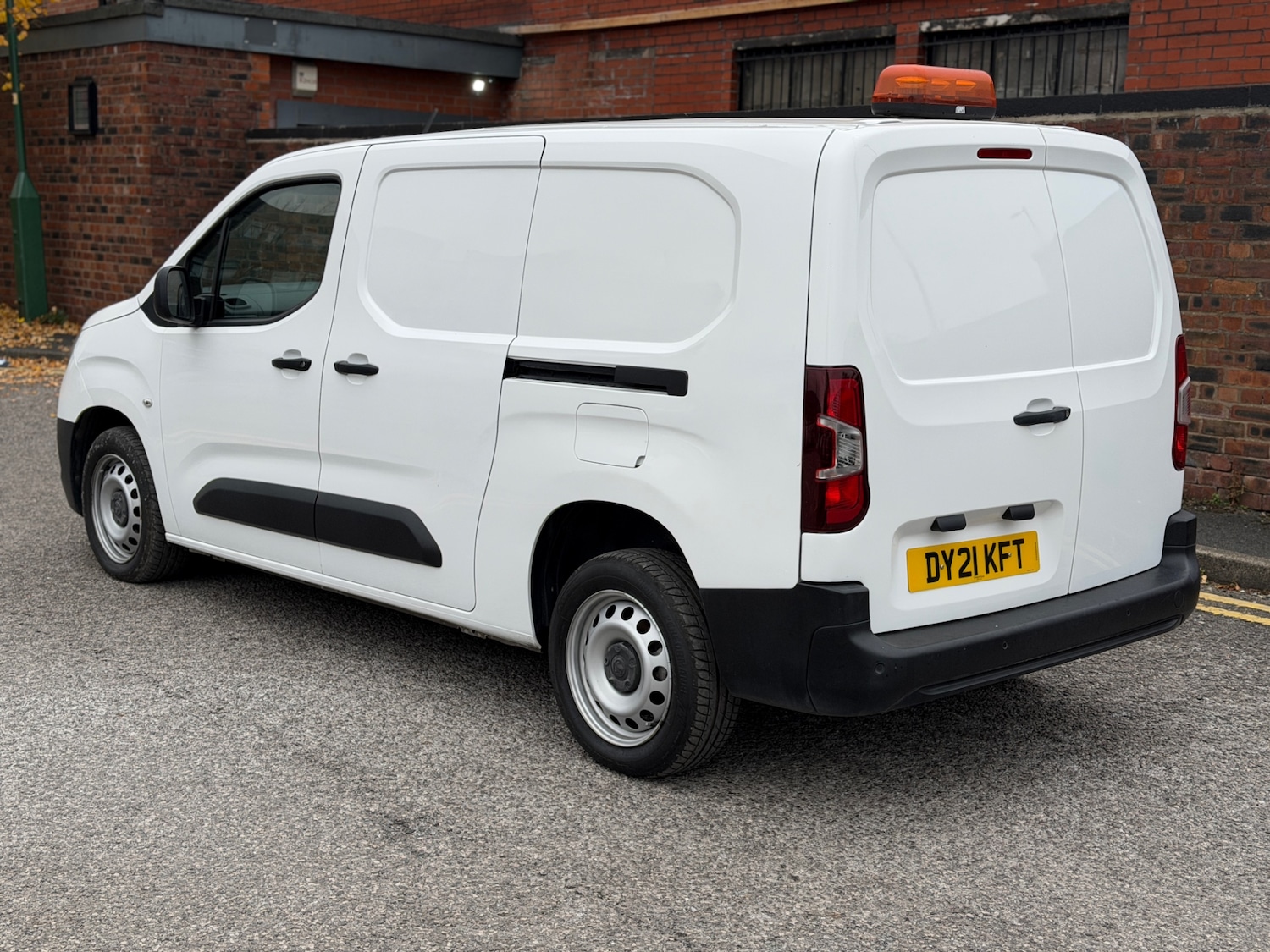 Used Vauxhall Combo 2021 for sale - 76064683: Photo 3