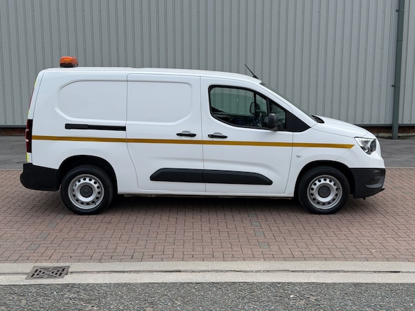 Used Vauxhall Combo 2021 for sale - 76064683: Photo 5