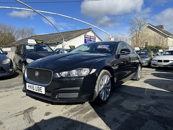 Used Jaguar XE 2016 for sale - 77836913: Photo