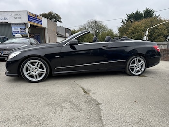 Used Mercedes-Benz E Class 2011 for sale - 76262983: Photo