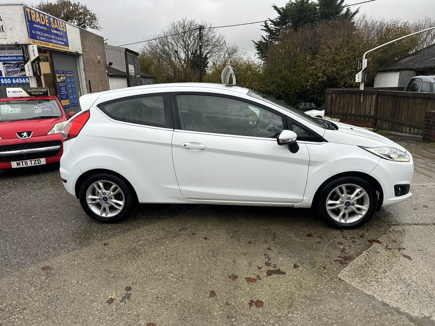 Used Ford Fiesta 2015 for sale - 77464613: Photo 9