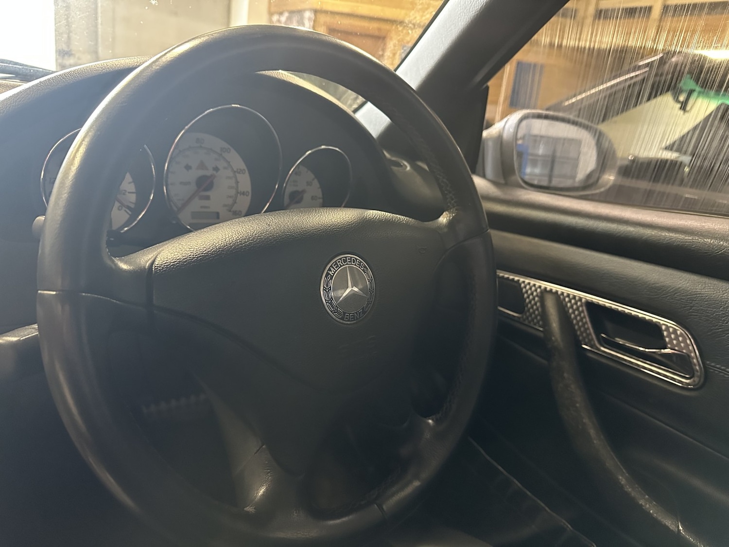 Used Mercedes-Benz SLK 2002 for sale - 77851467: Photo 2