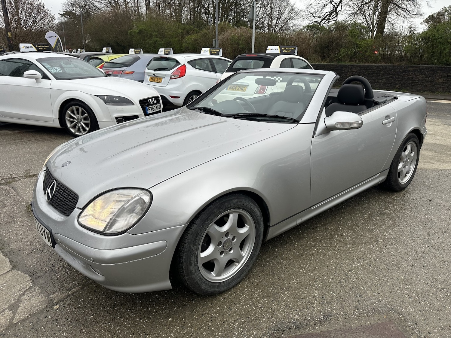 Used Mercedes-Benz SLK 2002 for sale - 77851467: Photo 4