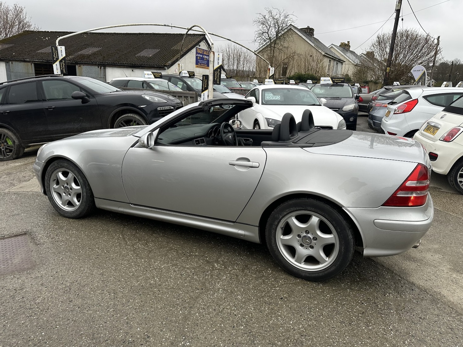 Used Mercedes-Benz SLK 2002 for sale - 77851467: Photo 5