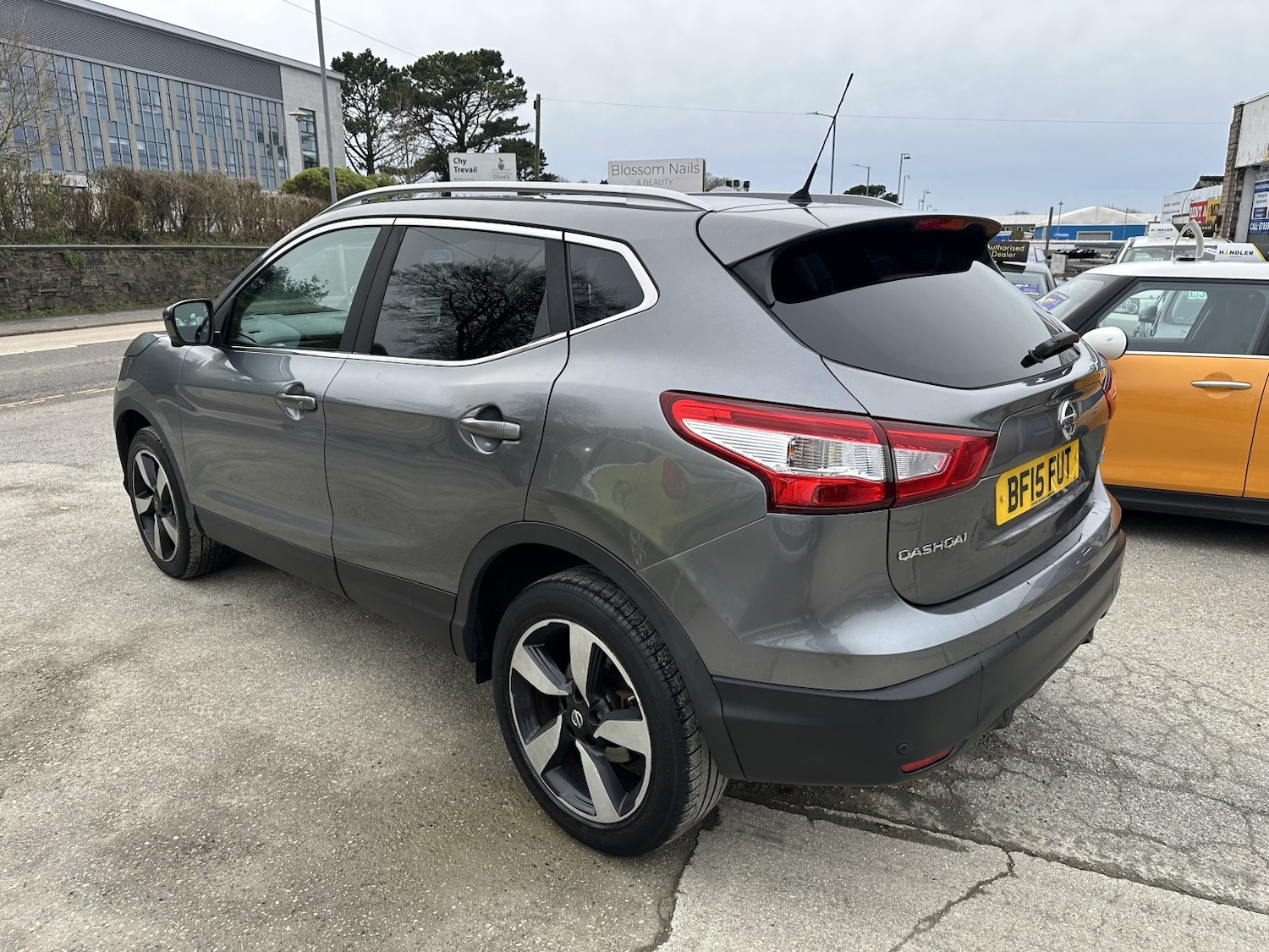 Used Nissan Qashqai 2015 for sale - 77564188: Photo 5