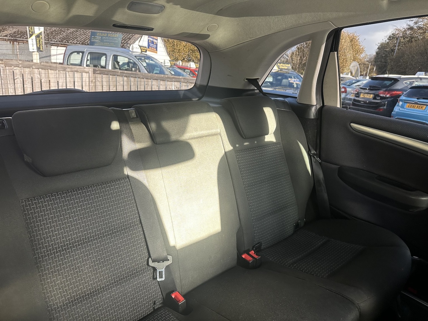 Used Mercedes-Benz B Class 2011 for sale - 76387331: Photo 10