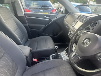 Used Volkswagen Tiguan 2011 for sale - 76436362: Photo